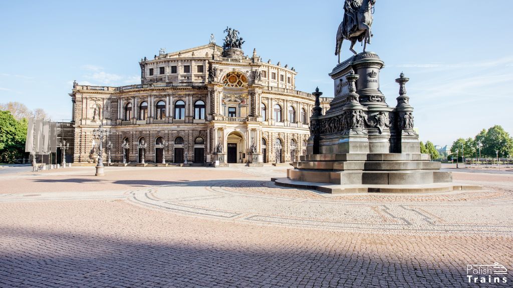 Semperoper and Theaterplatz Semperoper and Theaterplatz