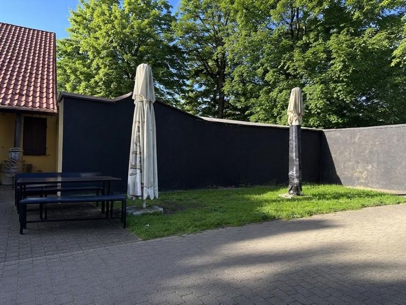 Mural Żołnierzy Wyklętych - Andrychów, atrakcja w pobliżu dworca Andrychów