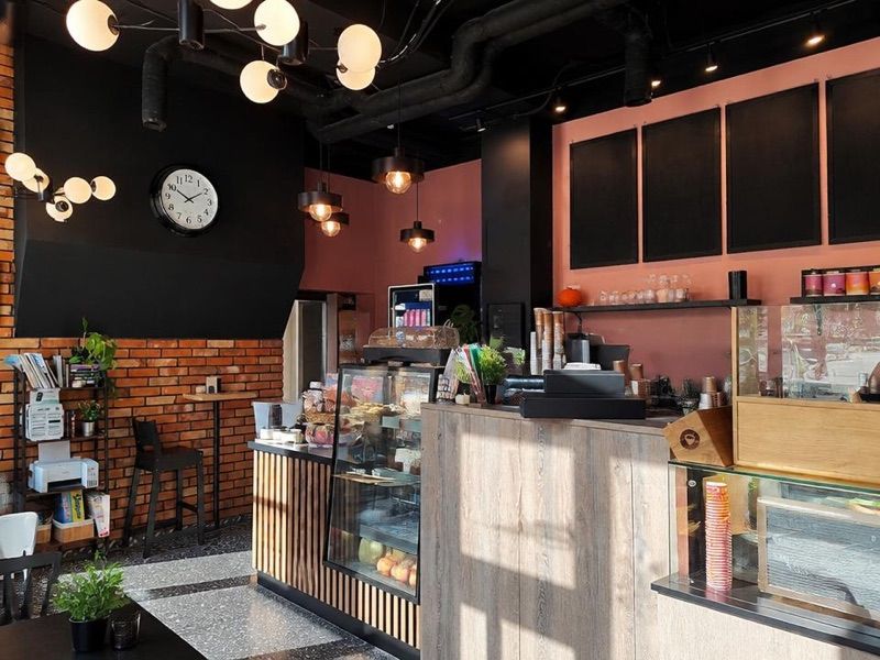 Kawiarnia TuKawka - Coffee & Ice Cream, near Bolesławiec station