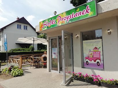 Słodki Przystanek, near Brzeg station