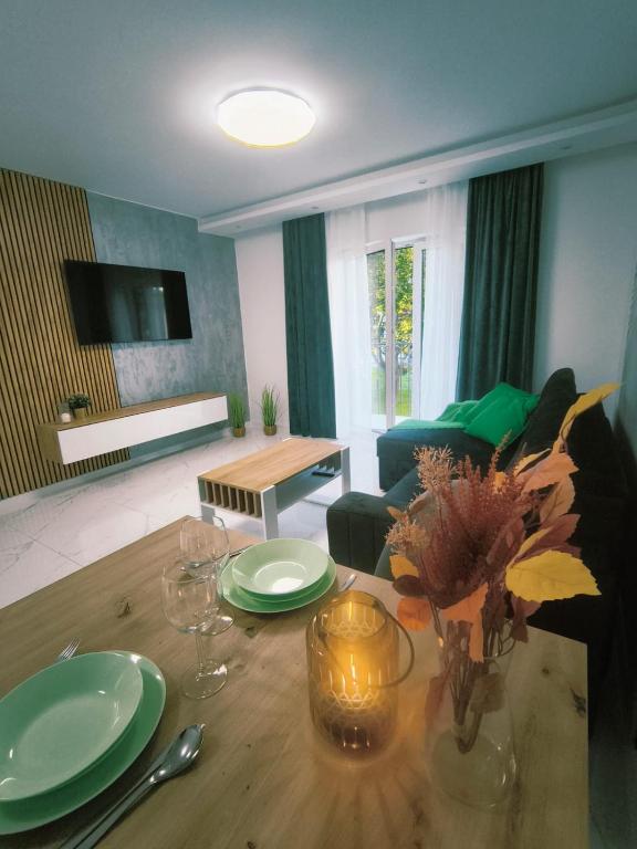 Aura Apartamenty, place to stay near Brzeg station