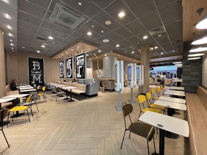 Restauracja McDonald's, near Bydgoszcz Główna station
