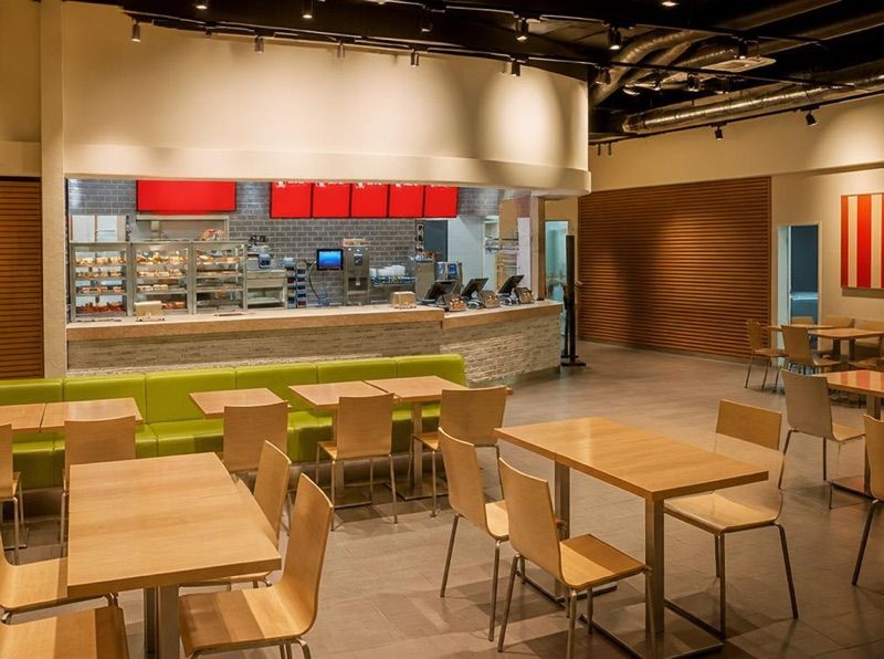 KFC, near Zürich Flughafen station