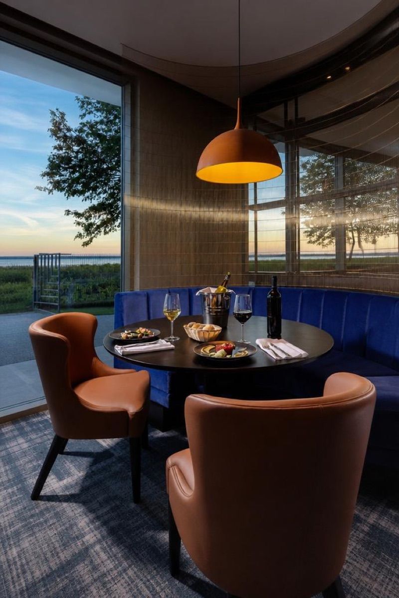 Restauracja Mikroklimat, near Chałupy station