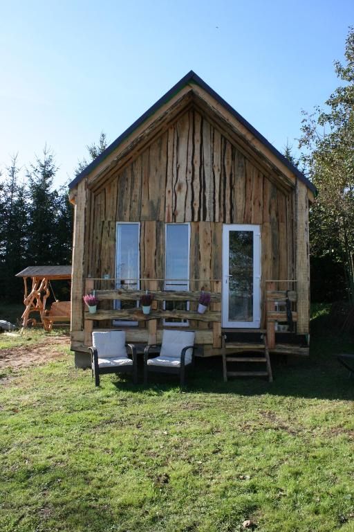 One House, place to stay near Chojna station