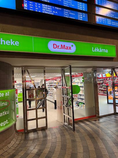 Dr.Max, shop near Praha hlavní nádraží station