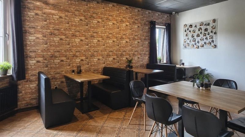 LEVEL BURGER & BISTRO, okolice dworca Czechowice-Dziedzice