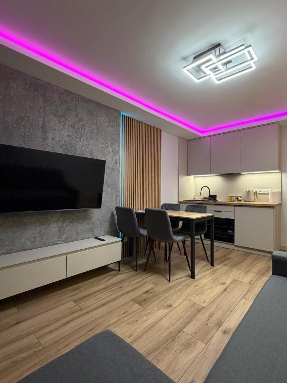 MAX Apartaments, place to stay near Częstochowa station