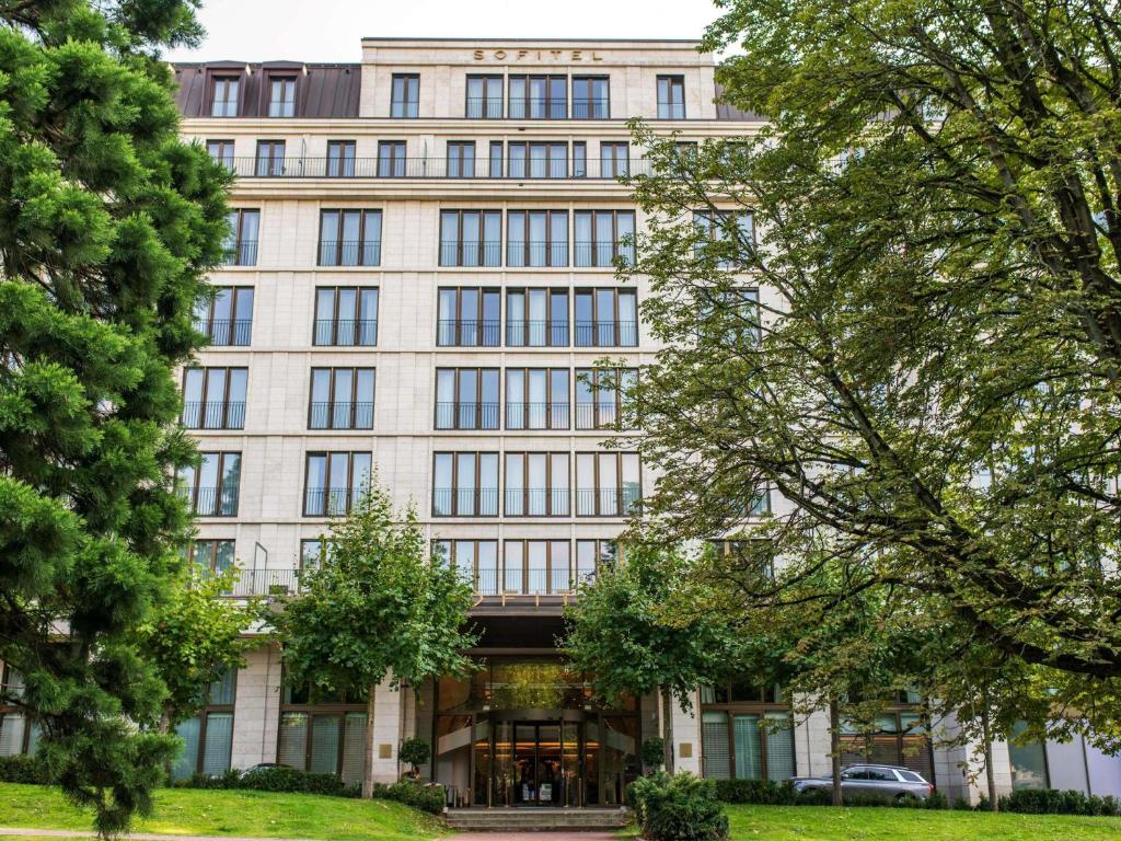 Sofitel Frankfurt Opera, place to stay near Frankfurt (Main) Hauptbahnhof station