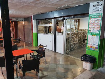 Pizzeria Kebab mi barrio, near Sevilla - Santa Justa station