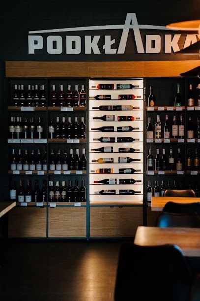 PodKładka RestoBar, near Giżycko station