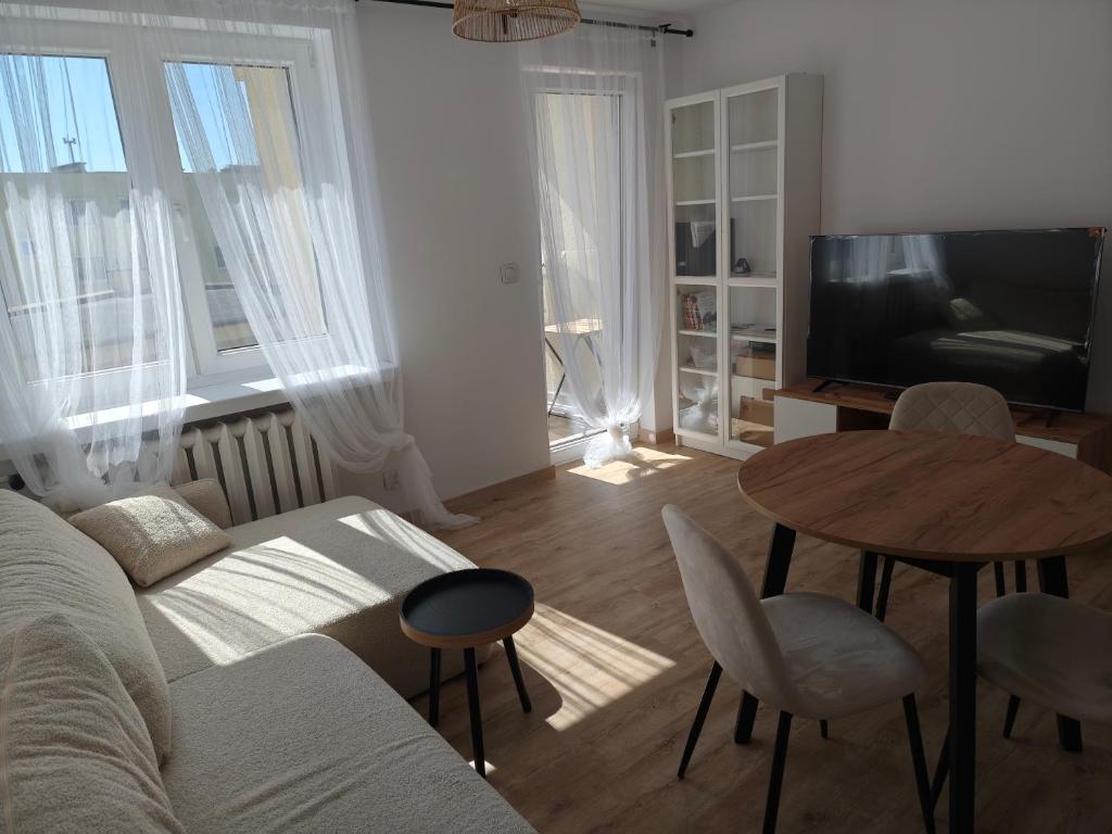Apartament 818, place to stay near Giżycko station