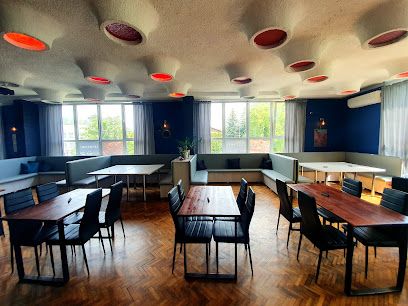 Trio - pizza, grill & bar, near Hajnówka station