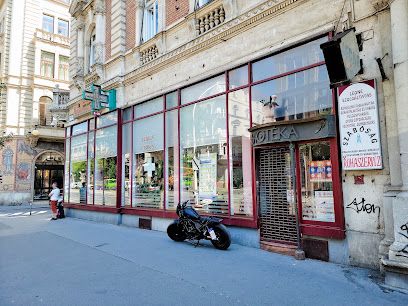 Teréz Patika, shop near Budapest-Nyugati station