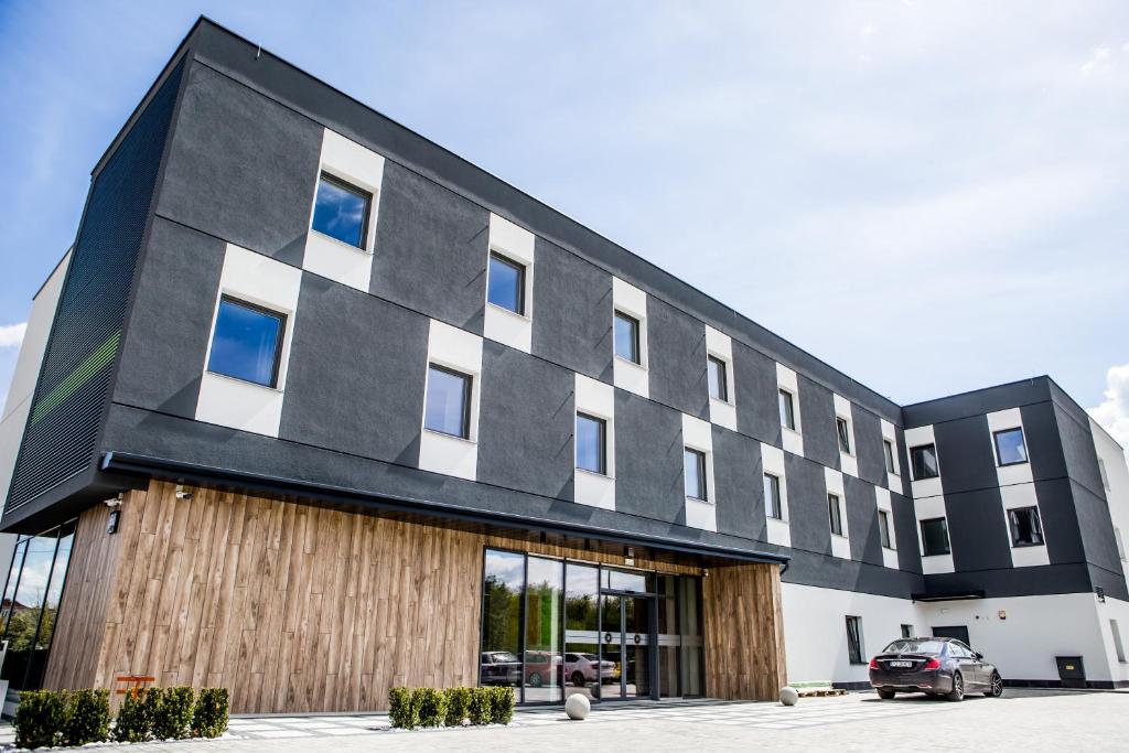 Hotel Mazurek, place to stay near Koło station