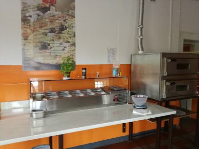 Pizza Jogi, near Kraków Batowice station