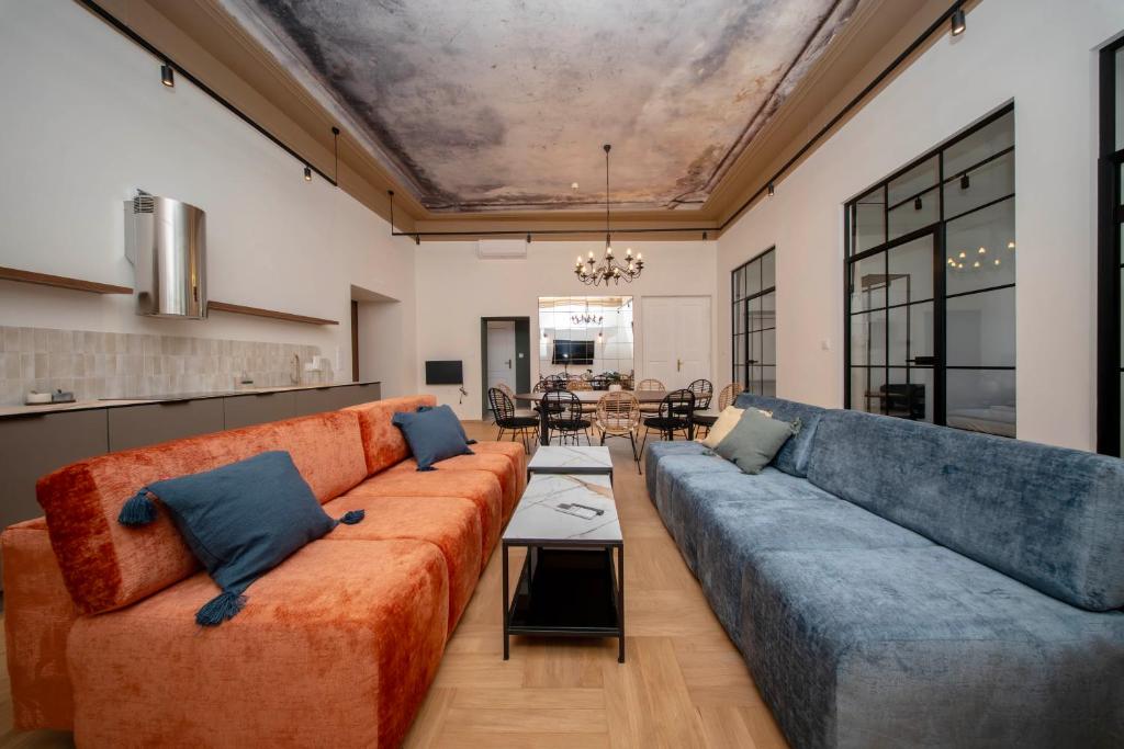 Slawkowska No 6 Residence, place to stay near Kraków Batowice station