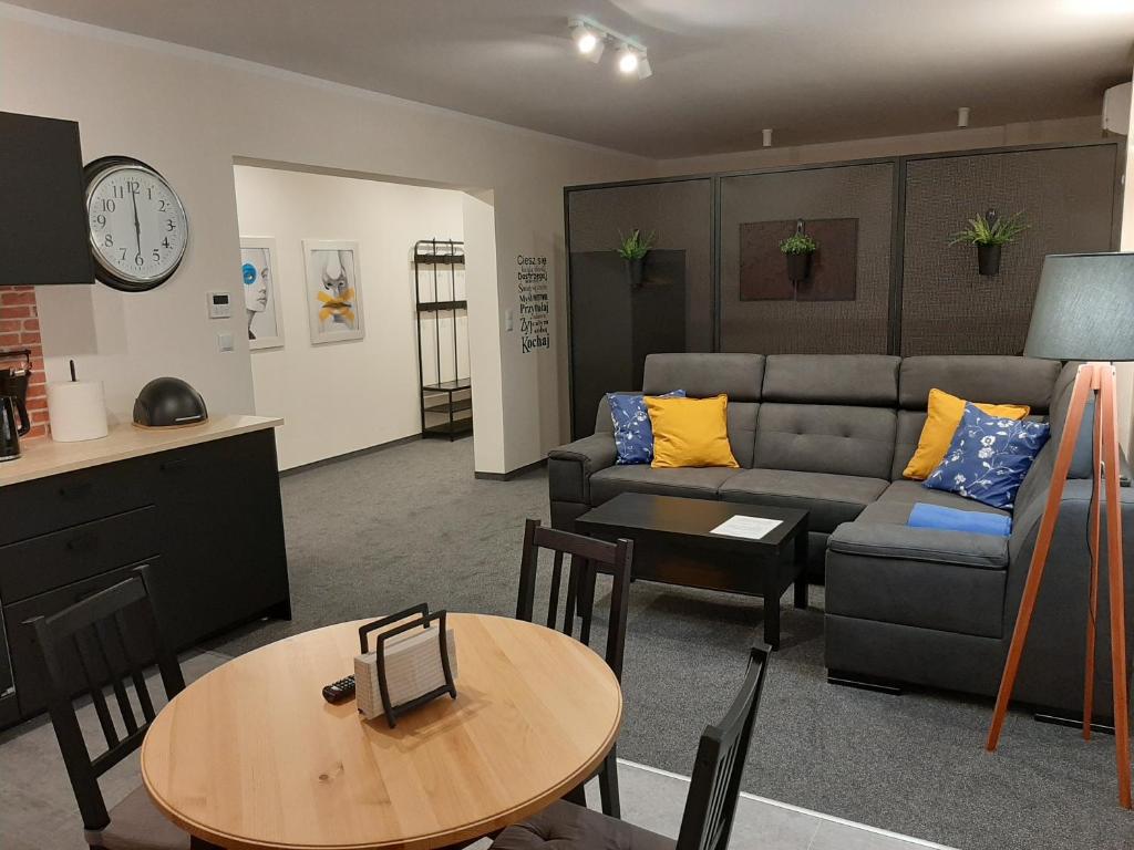 APARTAMENTY VINCI, place to stay near Krasnystaw Miasto station