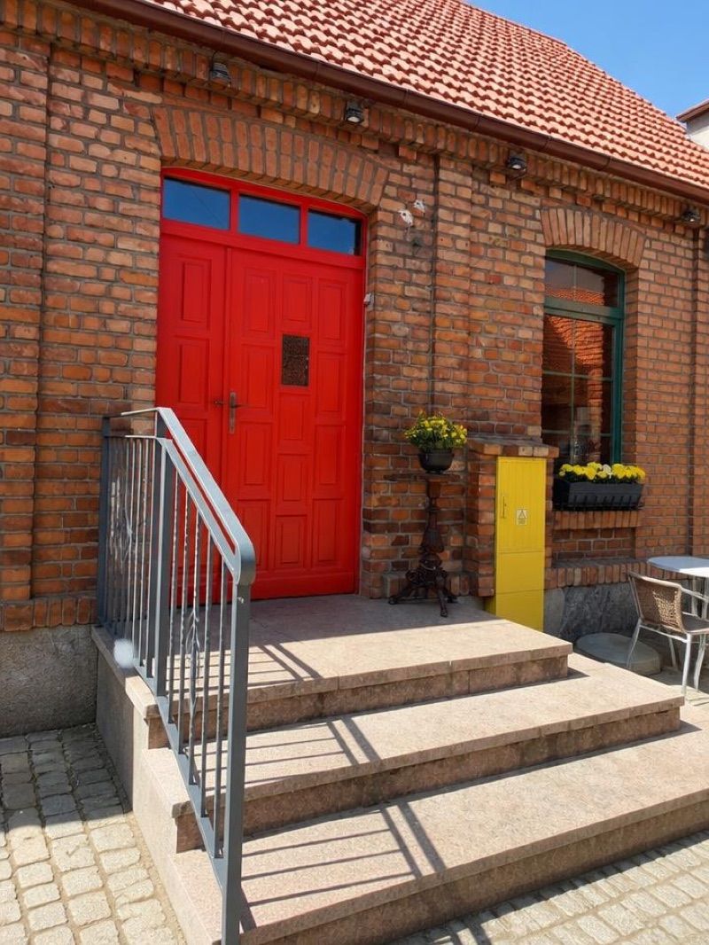 Restauracja PRZYPALONE, near Łeba station