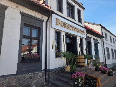 Restauracja Bursztynowa, near Łeba station