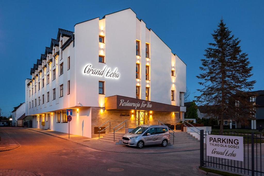 Grand Łeba, place to stay near Łeba station