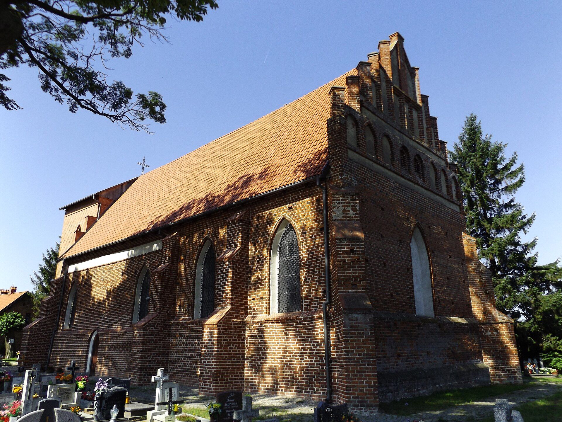 Kościół Rzymskokatolicki pw. św. Jakuba, atrakcja w pobliżu dworca Lębork