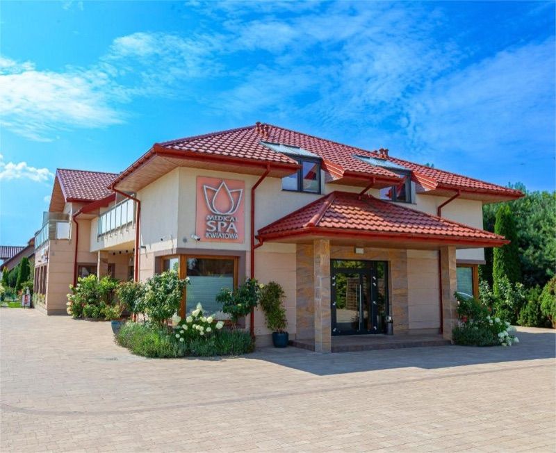 Medical Spa Kwiatowa, place to stay near Łęczyca station