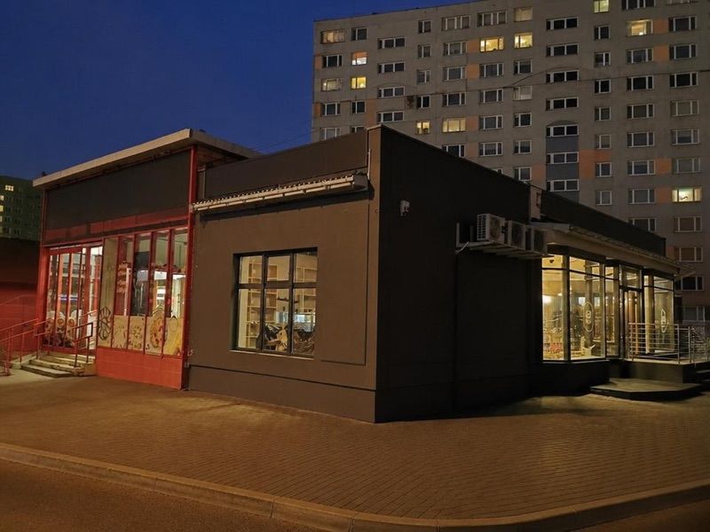 Caffe przy ulicy Bartoka, okolice dworca Łódź Widzew