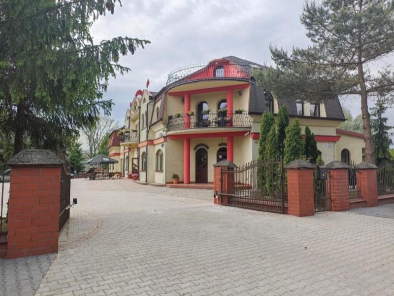 Zajazd Miechus, place to stay near Miechów station