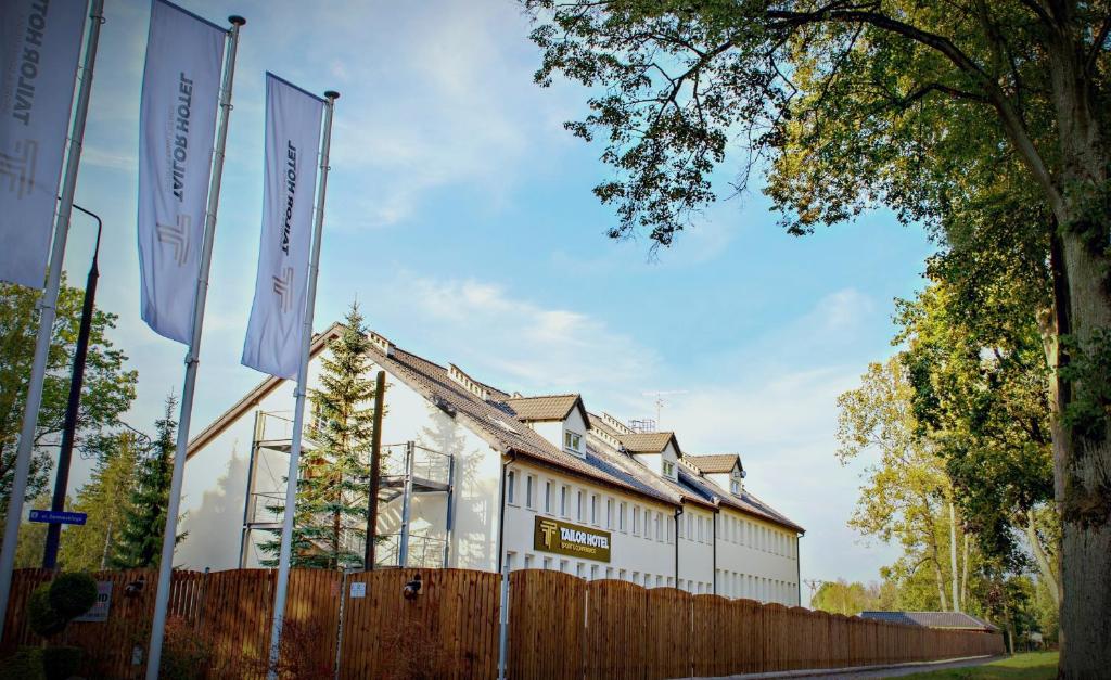Tailor Hotel Sport & Conference, place to stay near Morąg station