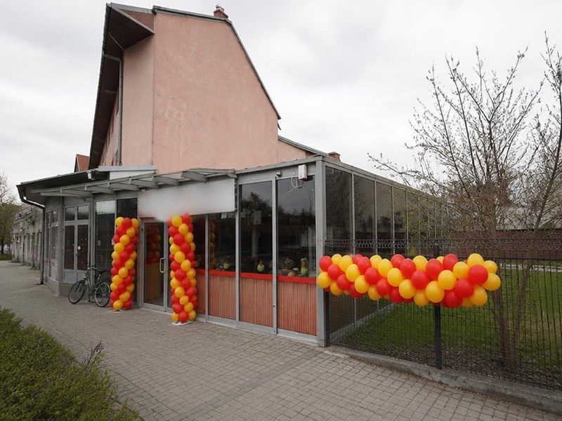 CURRY & SPICE, near Nowy Dwór Mazowiecki station