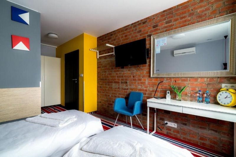 Tamada, place to stay near Ozorków station