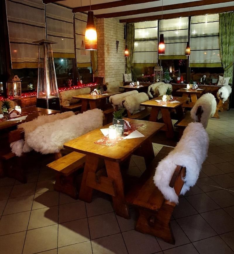 Pizzeria Vivaldi, okolice dworca Poronin
