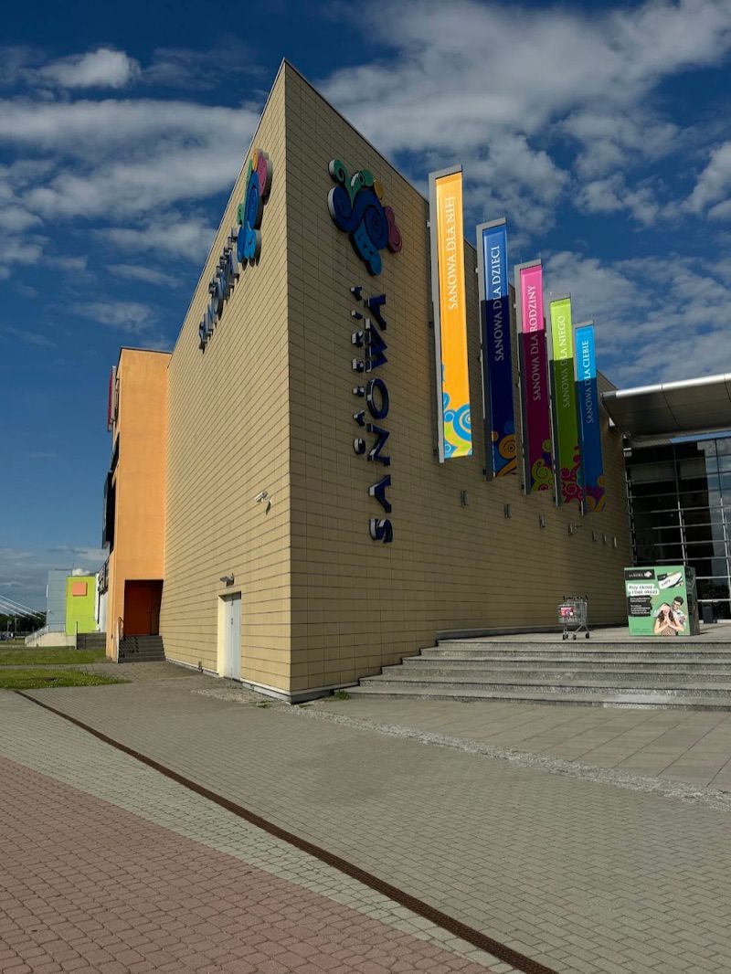 Galeria Sanowa, shopping mall near Przemyśl Główny station