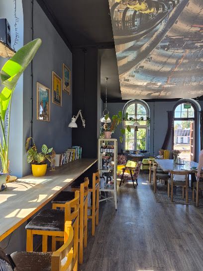 Cug Cafe kawiarnia, near Pszczyna station