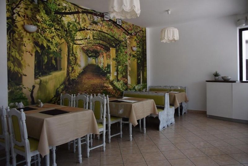 Pizzeria "Bazylia", okolice dworca Ścinawa