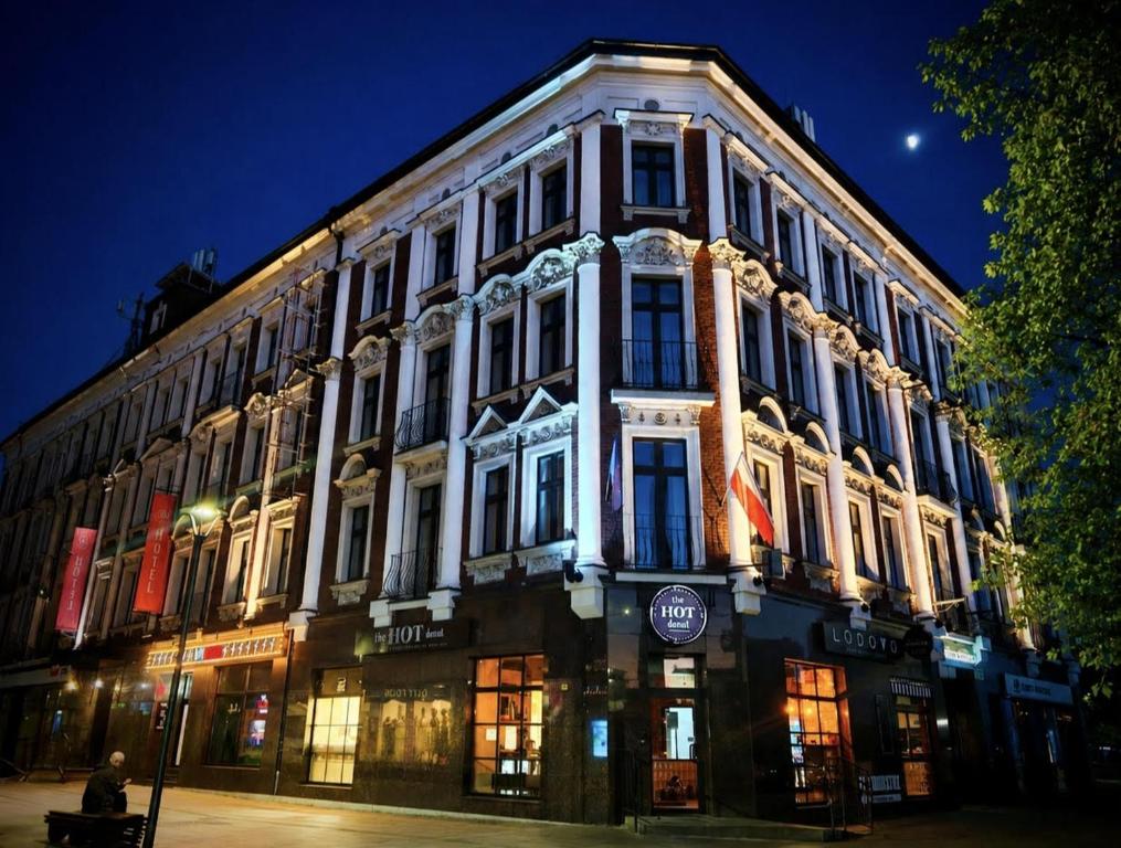 Hotel Centrum Sosnowiec, place to stay near Sosnowiec Dańdówka station