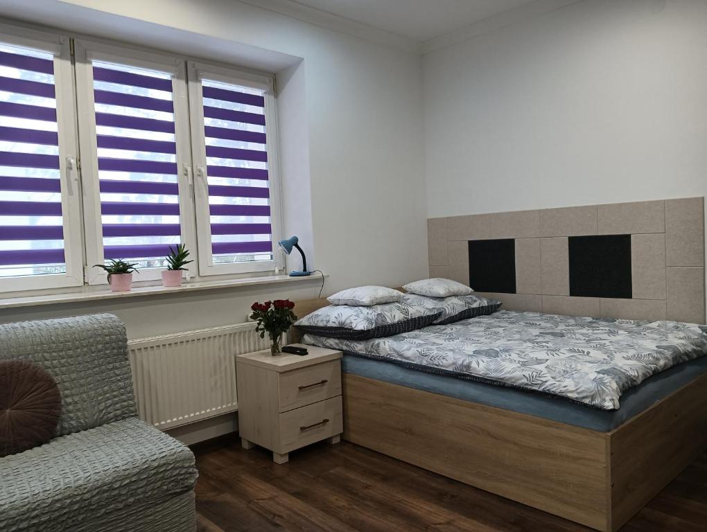Apartament B&B, place to stay near Stalowa Wola Rozwadów station