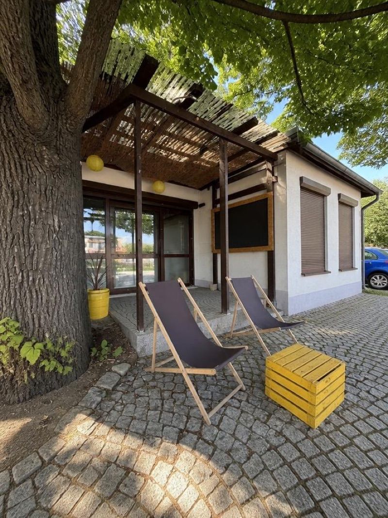 Ginger Concept, near Świdnica Miasto station