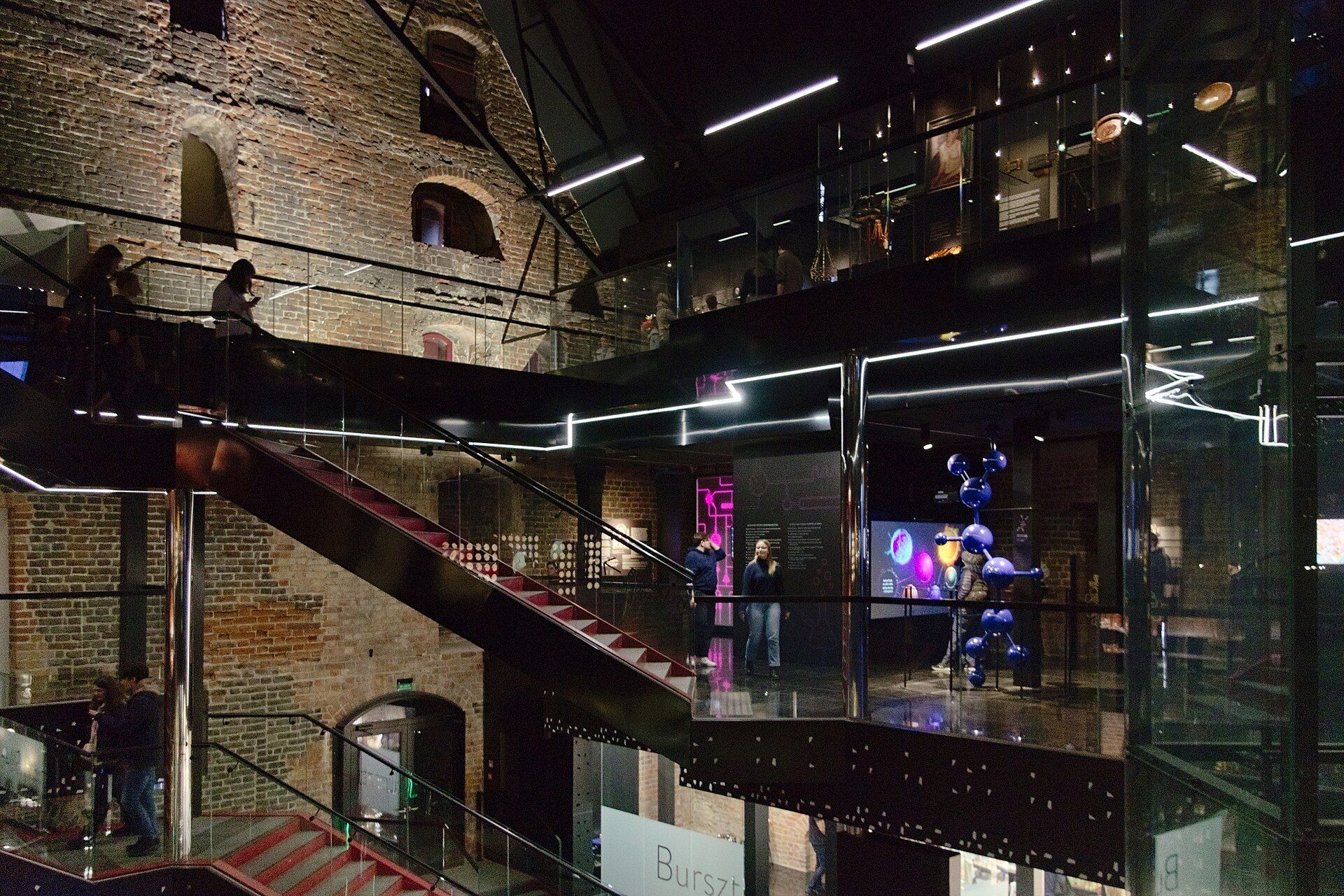 Muzeum Bursztynu, atrakcja w pobliżu dworca Ustka