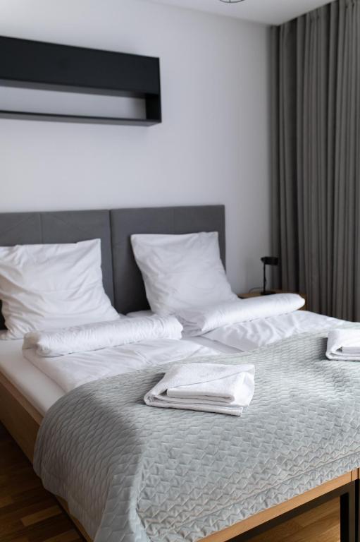 Apartamenty Loftove, place to stay near Wadowice station