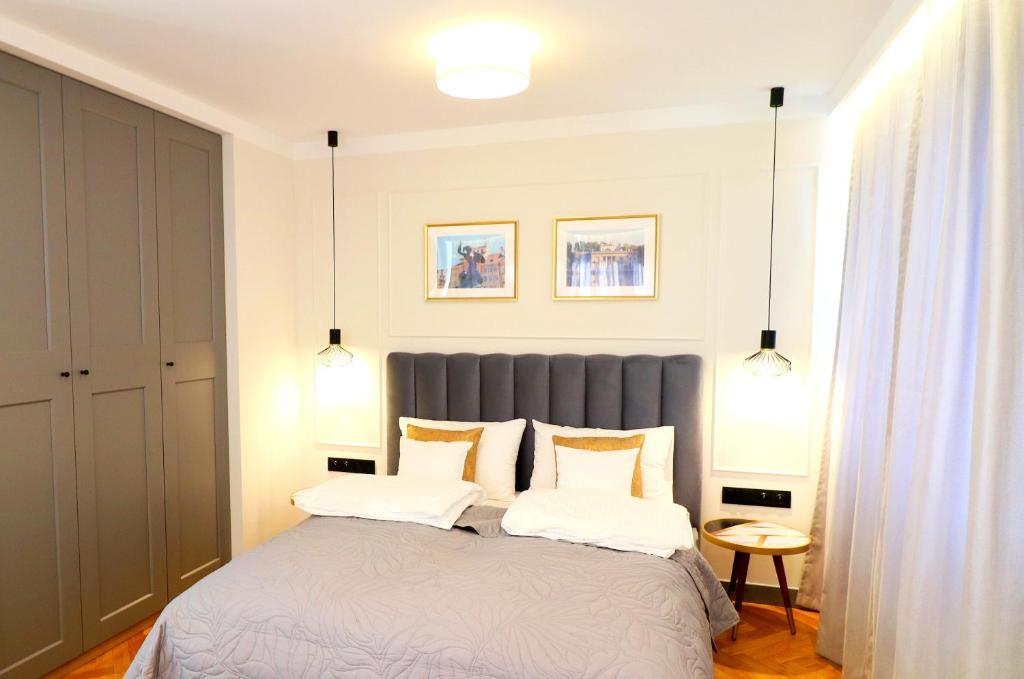 Falcon Apartment Center 1 Warszawa Centralna, place to stay near Warszawa Główna station