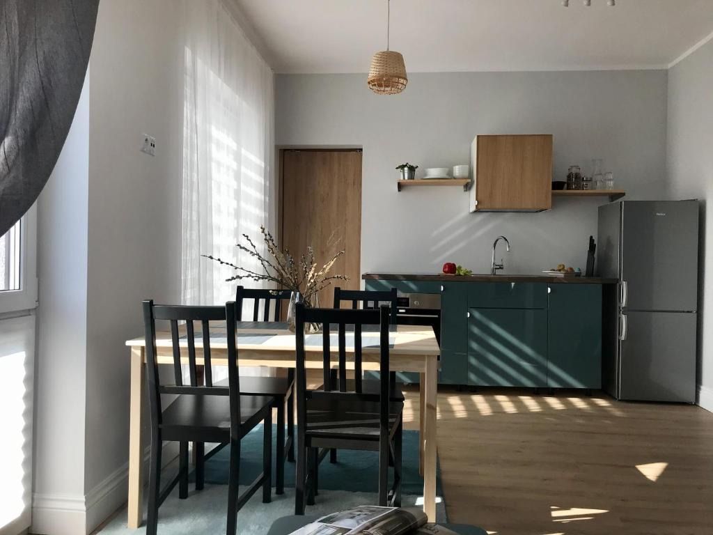 ApartHotel EcoStay, place to stay near Włoszczowa station
