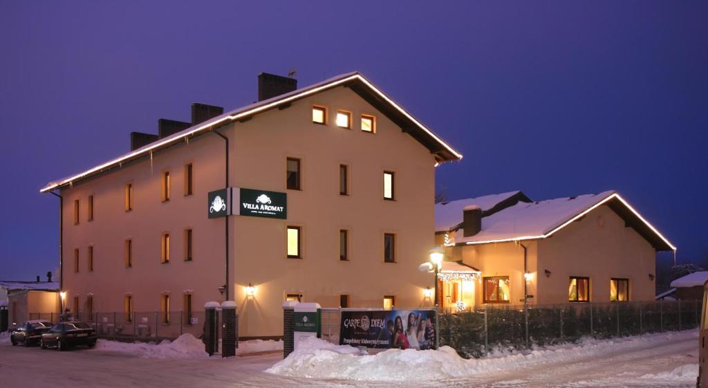 Villa Aromat, place to stay near Włoszczowa Północ station