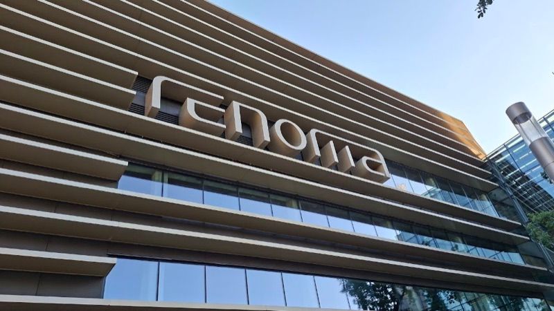 Renoma, shopping mall near Wrocław Główny station