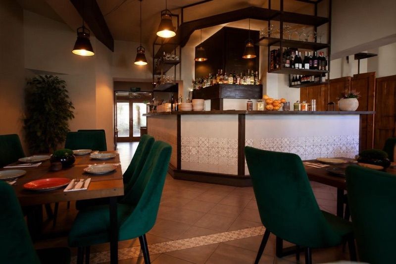 Restauracja Szeroka Żory, okolice dworca Żory