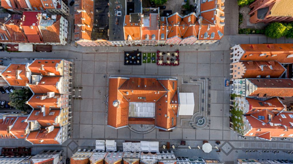 Discover the beauty of the city - the attractions of Olsztyn. Discover the beauty of the city - the attractions of Olsztyn.
