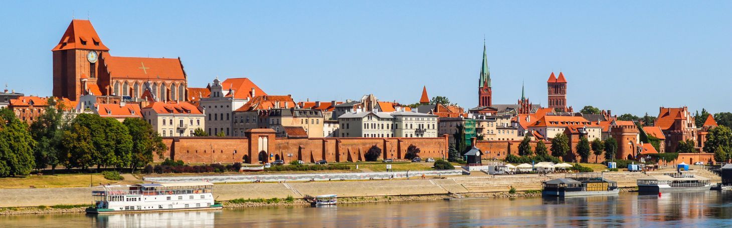Kujawsko-Pomorskie - tourist attractions for children and adults View of the boulevards of Toruń