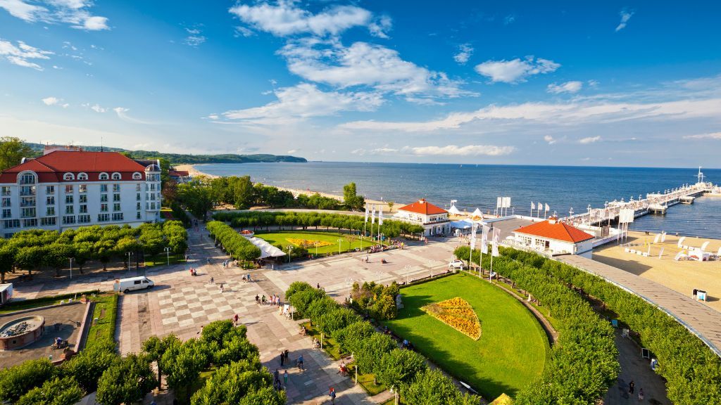 Sopot - attractions and places to see by the Polish seaside Curaçao Square