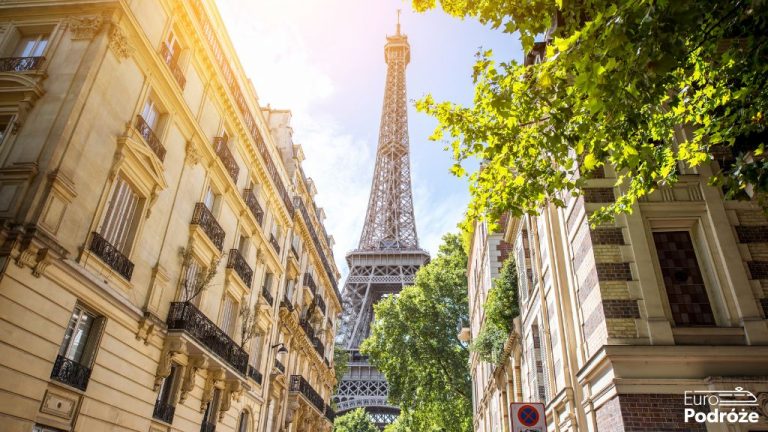 Examples of train connections from Warsaw to Paris Eiffel Tower